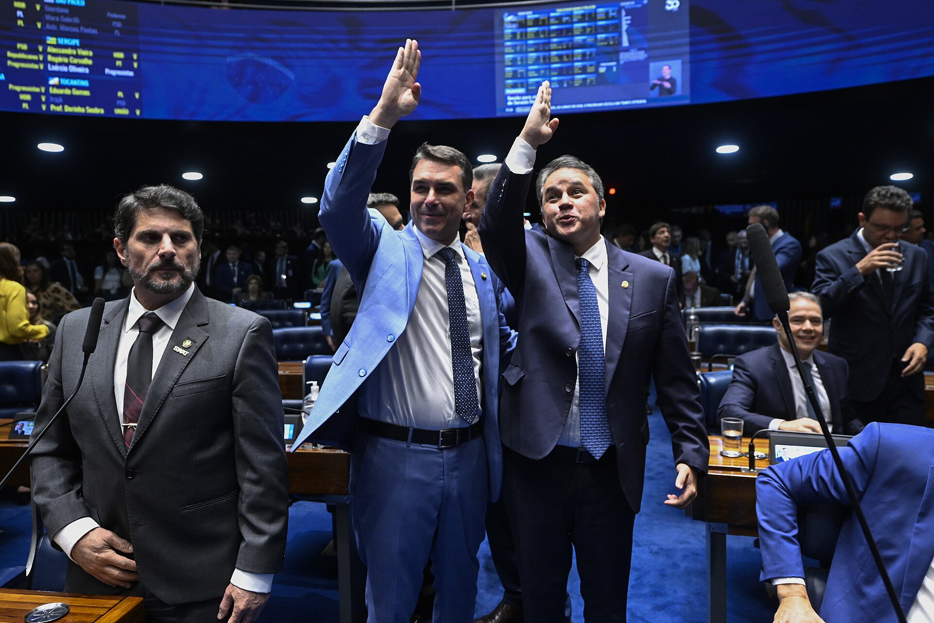 Flávio Bolsonaro no plenário do Senado